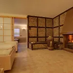 S2 Im Friesenhaus Sara *
