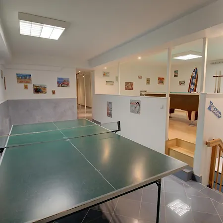 S2 Im Friesenhaus Sara *