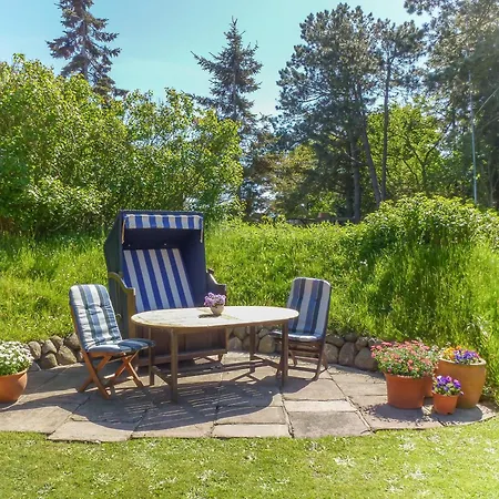 S2 Im Friesenhaus Sara Daire *